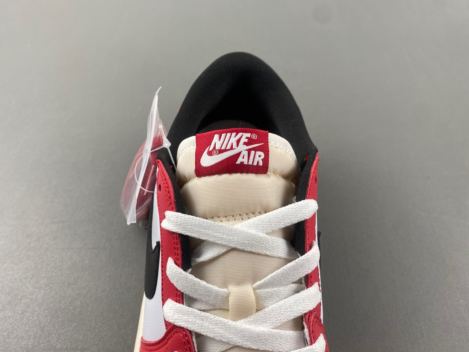 Air Jordan 1 Low OG “Chicago” HQ6998-600
