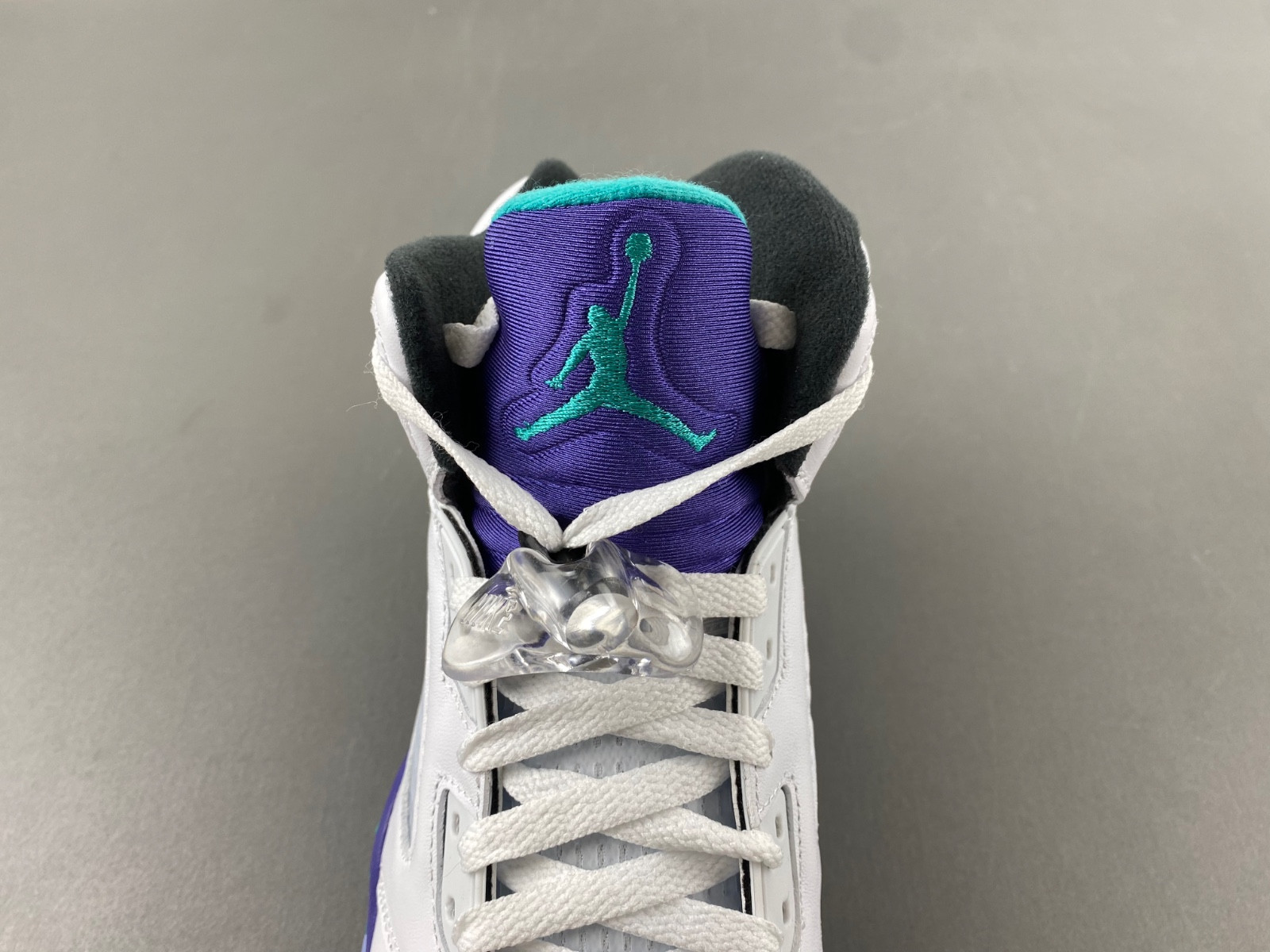 Air Jordan 5 Grape 2025 HQ7978-100