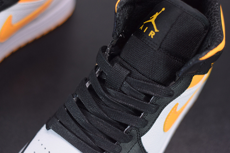 air jordan 1 mid laser orange black cv5276-107