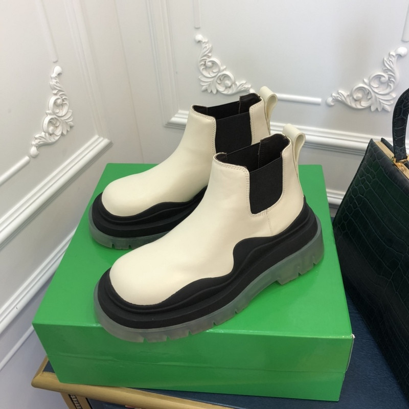 Bo*te*ga ve*ne*ta sneaker