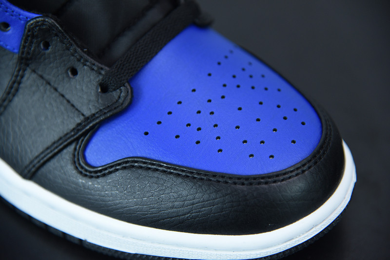 air jordan 1 mid “hyper royal” 554724-077