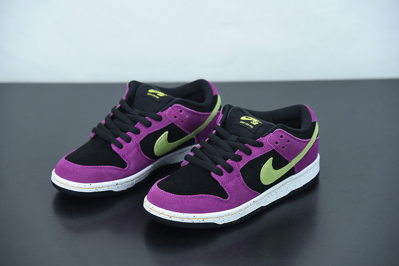 nike sb dunk low “red plum” bq6817-501