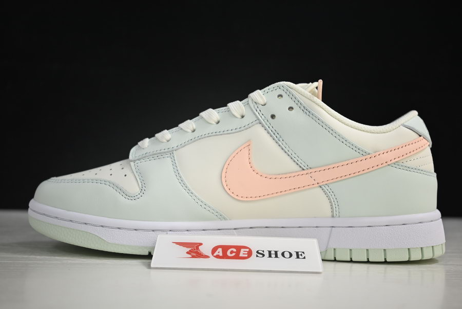 nike sb dunk low barely green (w) dd1503-104