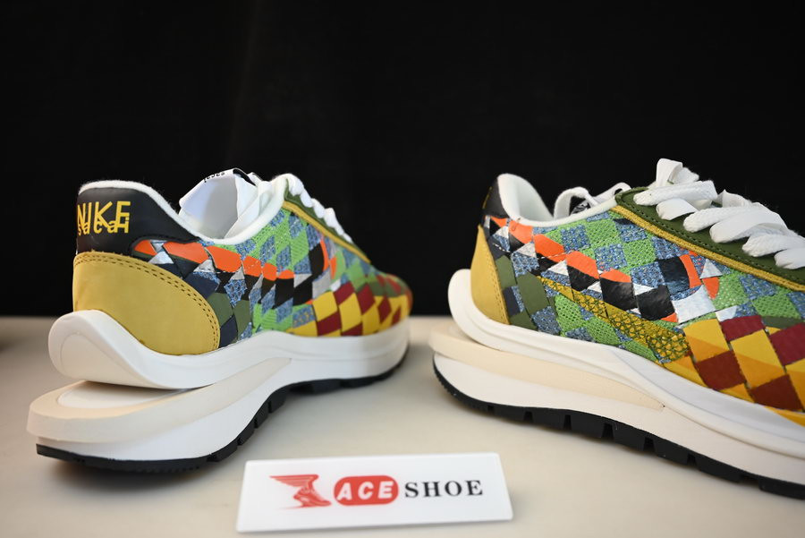 sacai x nike ldvaporwaffle mix low “green gusto” dr5209-300