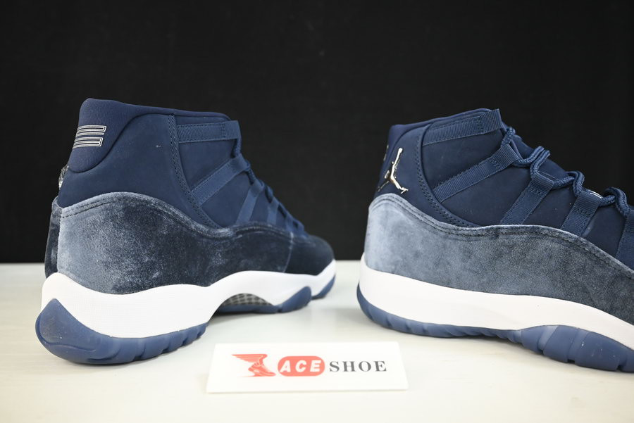 air jordan 11 velvet “midnight navy” ar0715-441