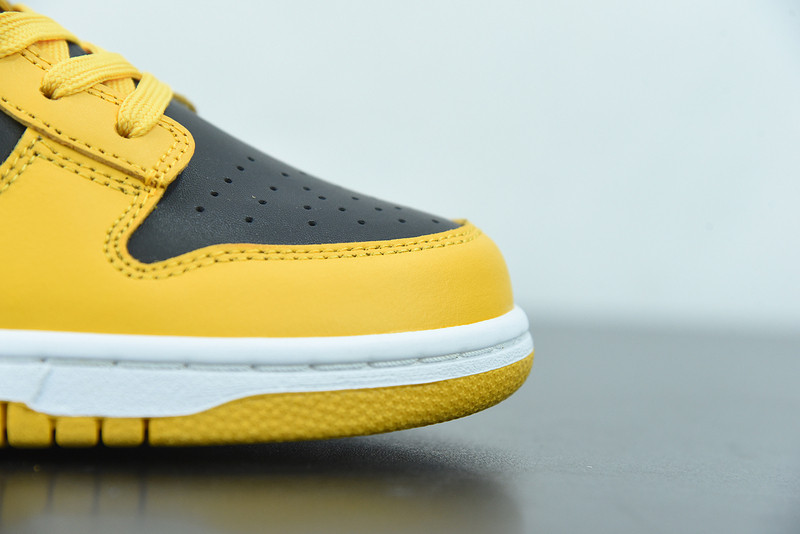nike dunk low “golderod” dd1391-004