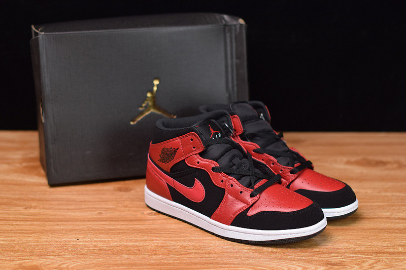 air jordan 1 mid "reverse bred" 554724-054