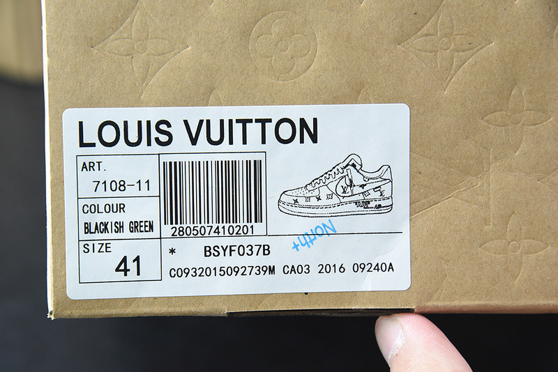 lvt x nike air force1