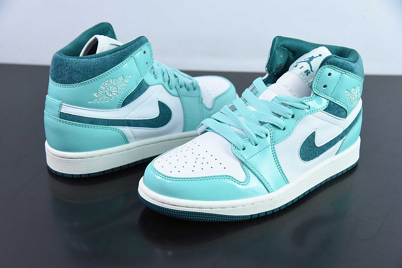 air jordan 1 mid chenille "bleached turquoise" dz3745‑300