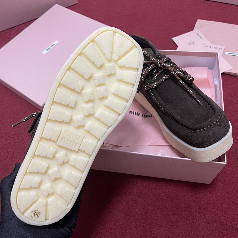 mIUMIU SNEAKER