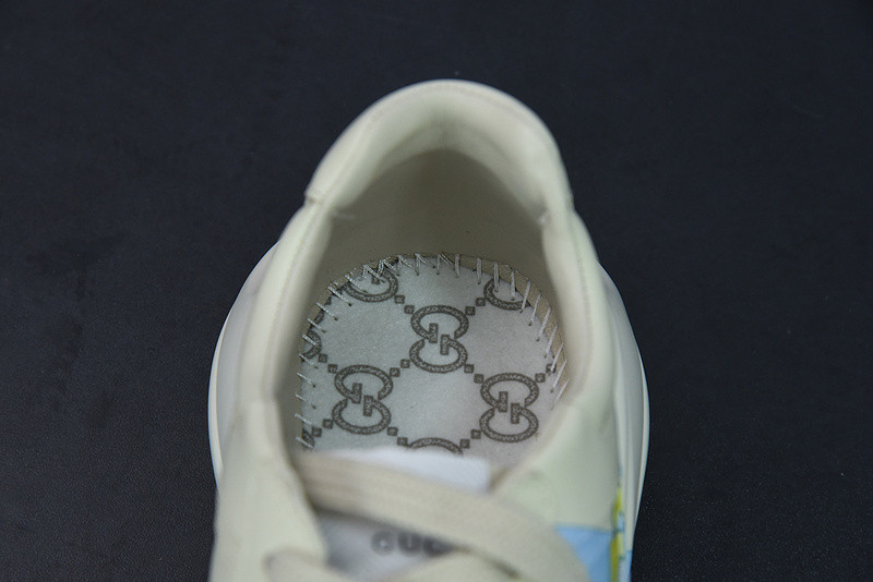 g*u*i rhyton sneaker