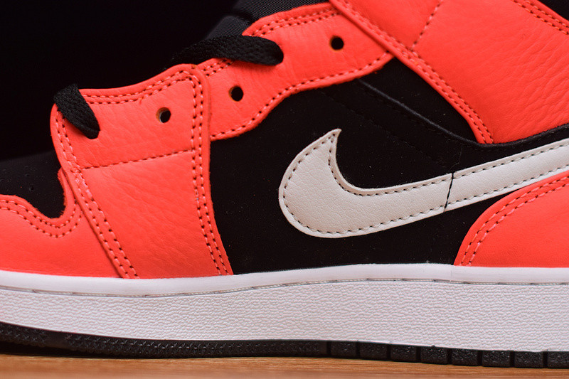 air jordan 1 mid infrared 23 (gs) 554725-061