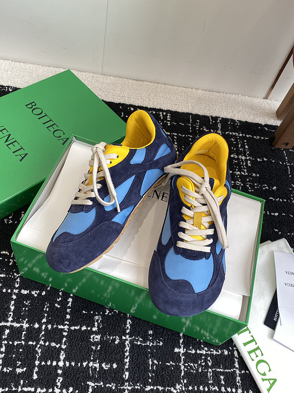 BOTTEGA VENETA Sneaker
