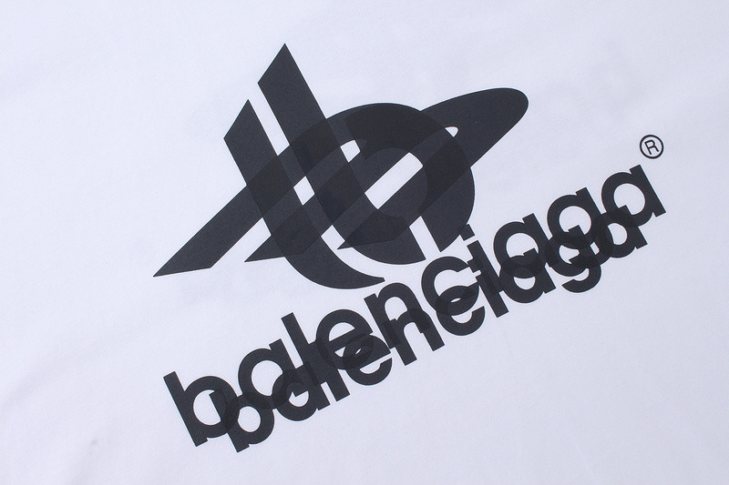 Ba*len*cia*ga clothes