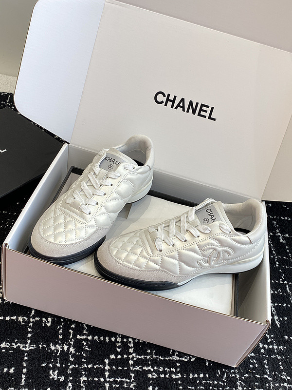 Chanel Sneaker