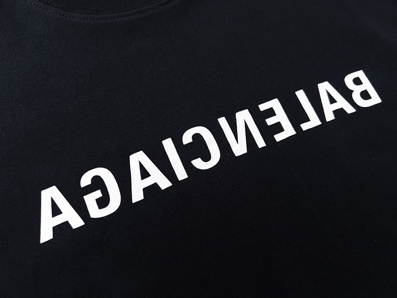 Ba*len*cia*ga clothes