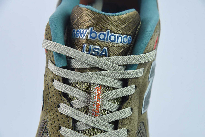 new balance sneaker