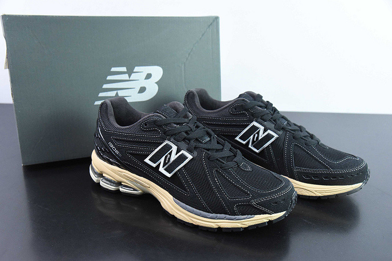 new balance sneaker