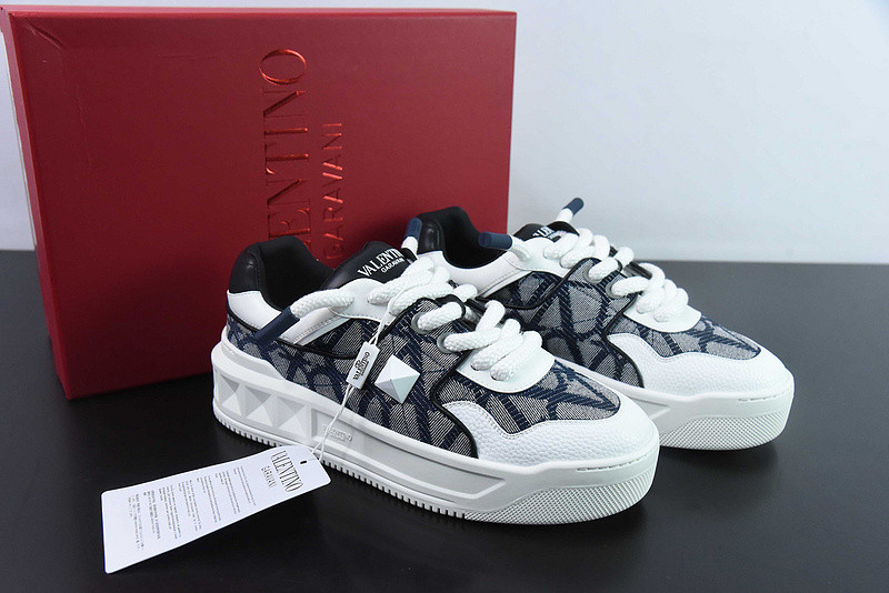 valentino sneaker