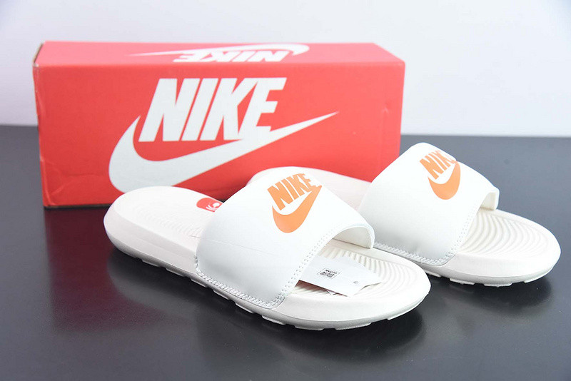 nike sandals